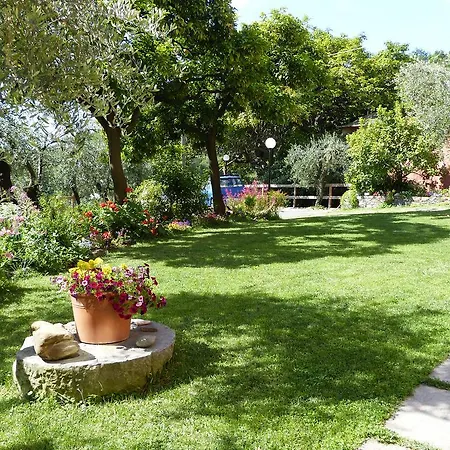 Semesterbostad Garden Chiavari